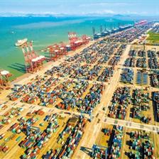 廣州港與白云機場 雙輪驅動，連通全球與內貿的航運樞紐